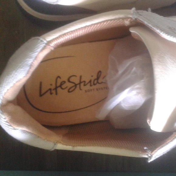 LIFESTRIDE SNEAKER SIZE 8 WIDE - Picture 6 of 9